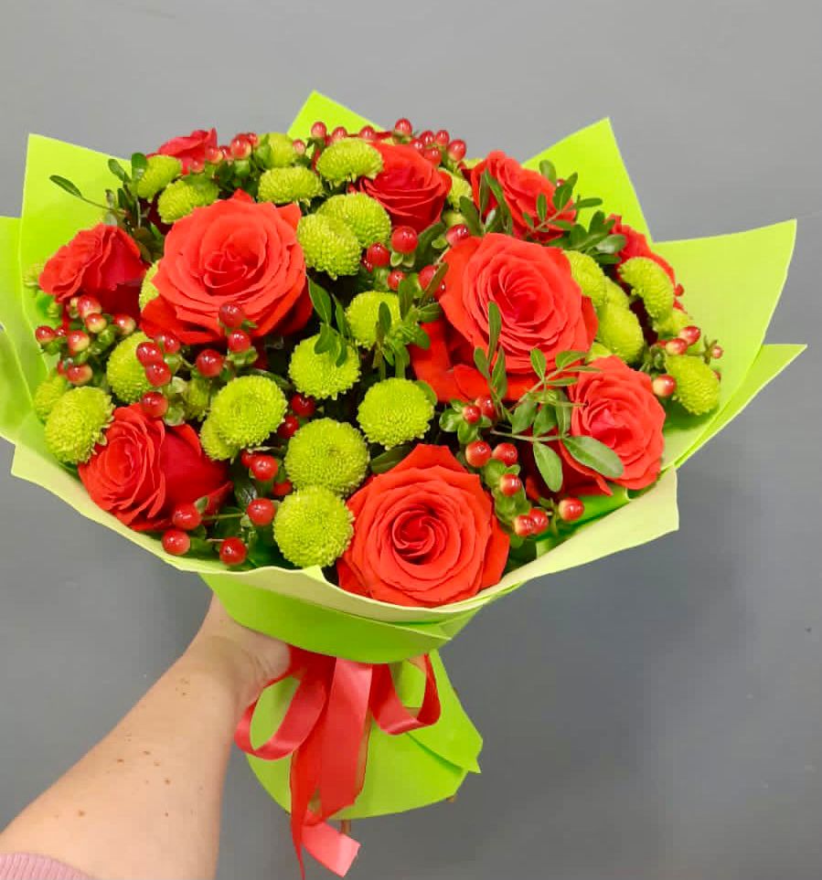 Букет цветов из: Хризантемы и Розы в Барановское