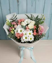 Букет цветов из:  Розы, Лизиантусы и Хризантемы в Барановское