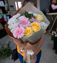 Букет цветов из:  Герберы, Розы и Хризантемы в Барановское
