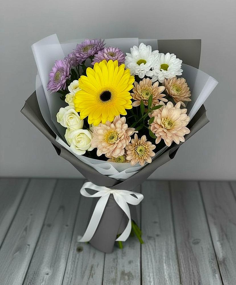 Букет цветов из: Розы, Герберы и Хризантемы в Барановское