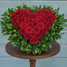 Цветочная композиция из Розы в виде сердца в Барановское