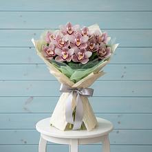 Букет цветов из:  Орхидеи и Розы в Барановское