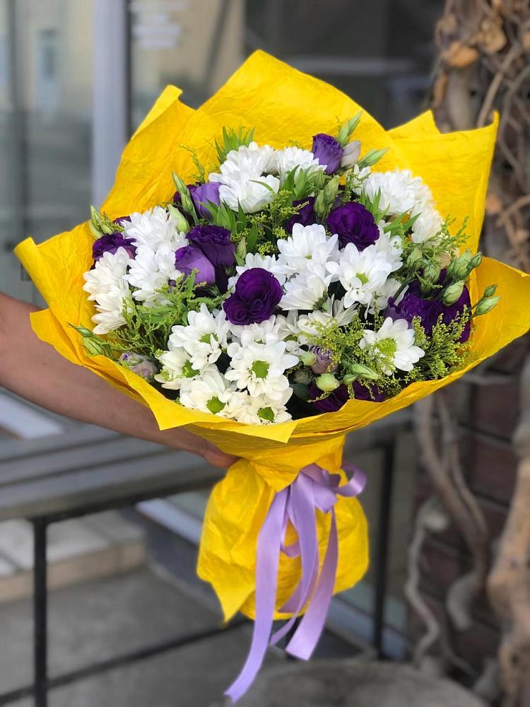 Букет цветов из: Ирисы, Хризантемы и Ромашки в Барановское